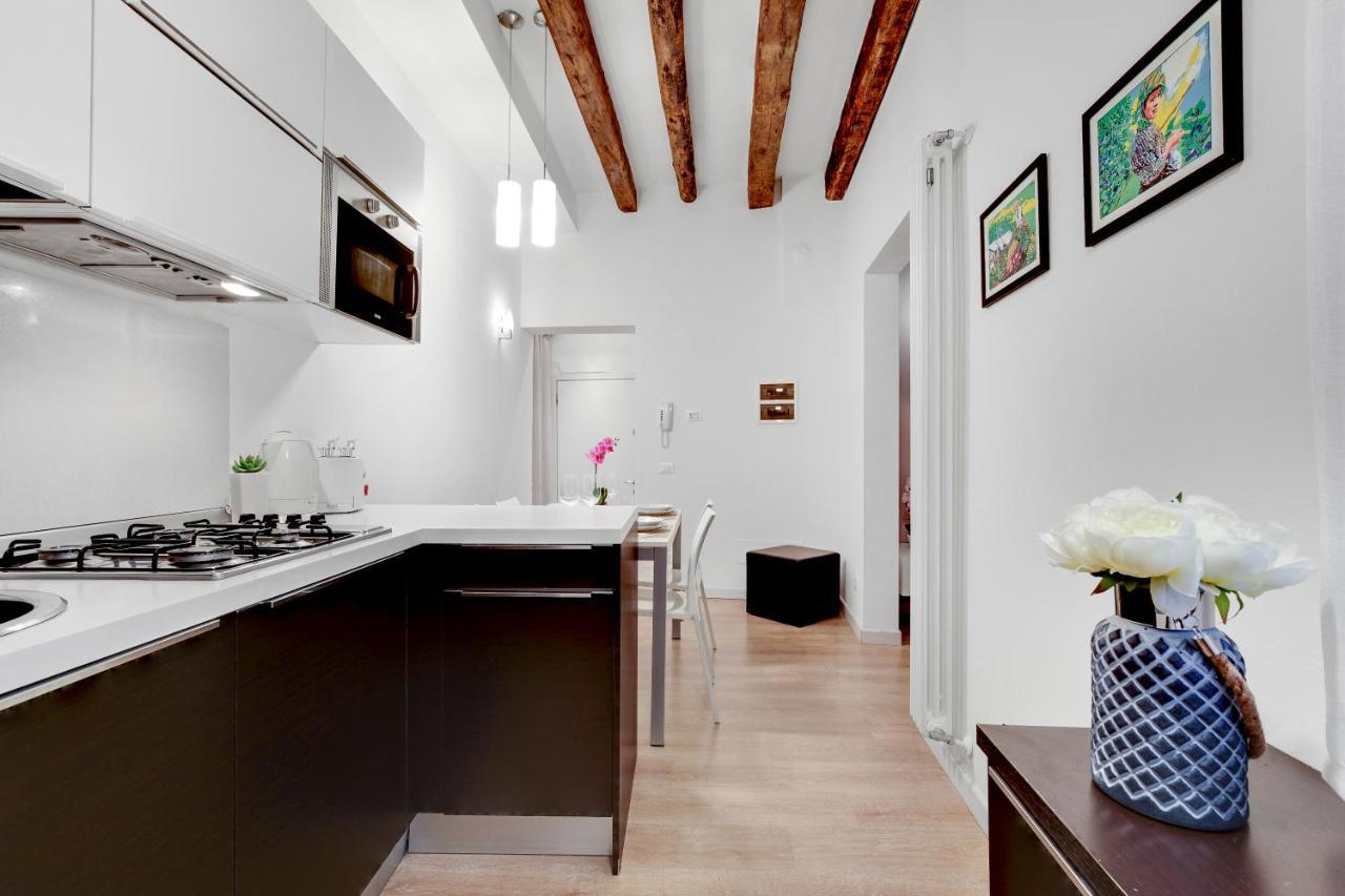 Botteri Palace Apartments By Wonderful Italy Venecia Exterior foto